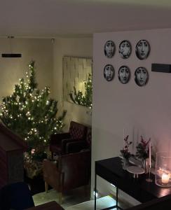 Posezení v ubytování HARDY - Cognac & Pension