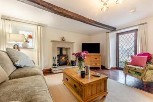 Μια τηλεόραση ή/και κέντρο ψυχαγωγίας στο 4 Bed in Buxton oc-s33075