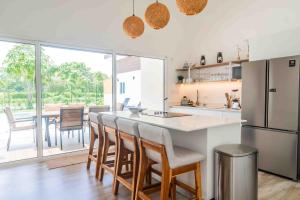 Η κουζίνα ή μικρή κουζίνα στο Casa Ocean with Studio -Triskele Retreat