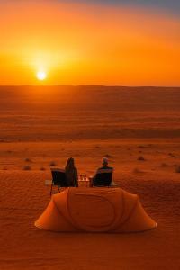 Východ nebo západ slunce při pohledu z hotelu nebo okolí + 1 fotografie