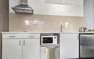 Køkken eller tekøkken på Resort Living with Pool, Golf, Bar and Dining