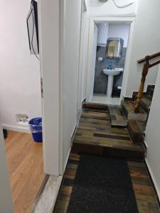 Μια τηλεόραση ή/και κέντρο ψυχαγωγίας στο City Center Urban Rooms A