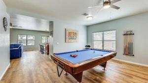 Biliár nebo kulečník v ubytování Mesa Hideaway