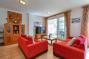 Et tv og/eller underholdning på Atico Playasol