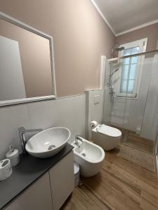 Ένα μπάνιο στο La Casa di Marsy