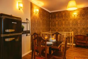 Η κουζίνα ή μικρή κουζίνα στο Old Town 60m2 Suite on 2 floors next to Town Hall +17 φωτογραφίες