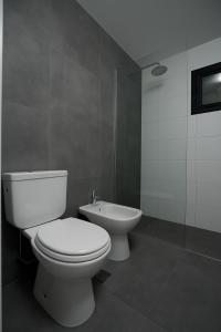 Phòng tắm tại Panorama Aparts Chalten +13 ảnh