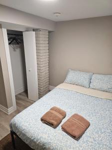 Postel nebo postele na pokoji v ubytování Superb Guest House In Downtown-Self Checkin& Fast Wifi