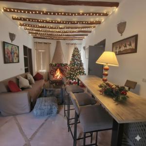 Posezení v ubytování Manzal Lahbab, 2Villas 2Bungalows 2Piscines et Jardins