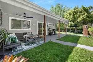 Κήπος έξω από το Gugunyal Cottage - Belle Escapes Jervis Bay