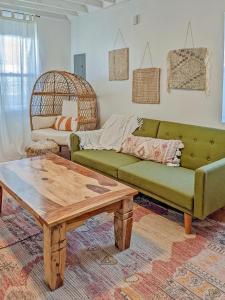 Posezení v ubytování Explorer's Haven, Venture Base Unit 5