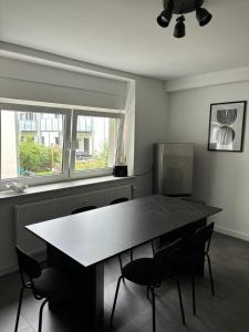 Η κουζίνα ή μικρή κουζίνα στο LAHNBLICK 3 Schlafzimmer, Parkplatz, WLAN