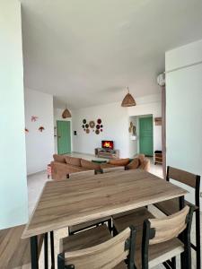 Posezení v ubytování Appartement Vue de Mer Pied dans l'eau