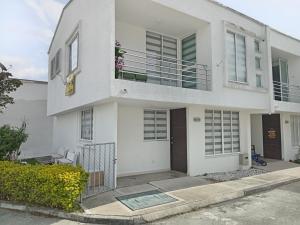 Здание варианта проживания в семье