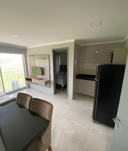 Køkken eller tekøkken på Apto elegante no Catolé 306