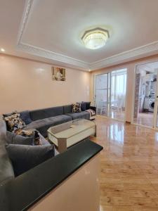 Φωτογραφία από το άλμπουμ του 7 min to beach luxury apartment Dar Bouazza στην Καζαμπλάνκα +11 φωτογραφίες
