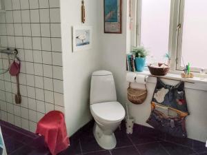 Ένα μπάνιο στο 4 person holiday home in Svendborg