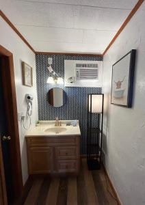 Φωτογραφία από το άλμπουμ του High Point Mountain Motel σε Wantage +23 φωτογραφίες