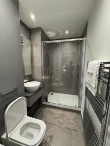 Koupelna v ubytování En-suite Cosy Double room in Docklands E16