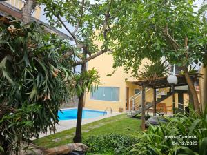 Bazén v ubytování Flor de Jagube Guest House nebo v jeho okolí