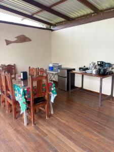 Kuchyň nebo kuchyňský kout v ubytování cabinas lalis playa blanca