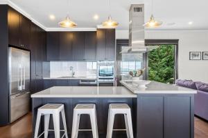 Η κουζίνα ή μικρή κουζίνα στο Hamptons on the Bay