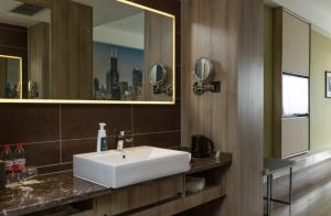 Phòng tắm tại Atour Hotel Shanghai Xinzhuang +36 ảnh