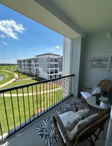 Balkón nebo terasa v ubytování Luxury Views By The Water 1 in Madison, Airport , Toyota Field, Arsenal