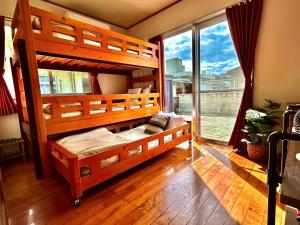 Ένα ή περισσότερα κρεβάτια σε δωμάτιο στο Cozy