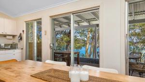 Фотография из галереи 'Belvidere Cottage' by HolidayCo в городе Pretty Beach +11 фотографий