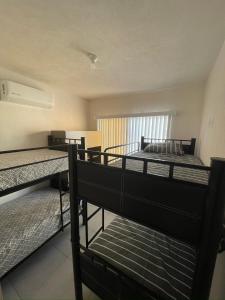 Postel nebo postele na pokoji v ubytování Casa Comoda Con Piscina + 13 fotografií