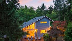 Το κτήριο όπου στεγάζεται  η παραθεριστική κατοικία