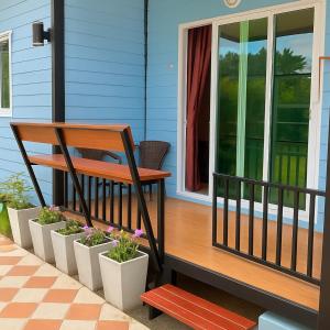 Μπαλκόνι ή βεράντα στο Mook Raya Resort +26 φωτογραφίες