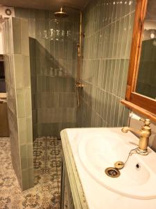 Ένα μπάνιο στο La belle échappée & Romence +12 φωτογραφίες