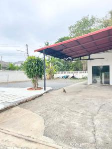 Φωτογραφία από το άλμπουμ του CozyRooms Korat σε Ban Nong Bo