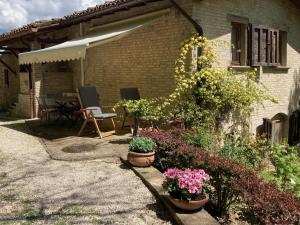 Zahrada ubytování Località S Cecilia 30, Urbania