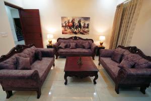 Χώρος καθιστικού στο Sant Niwas Shahpur