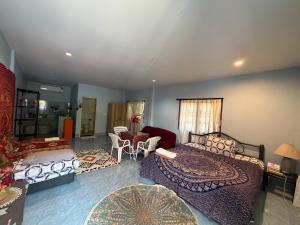 Χώρος καθιστικού στο Bohemian apartment at Ya Nui beach +8 φωτογραφίες