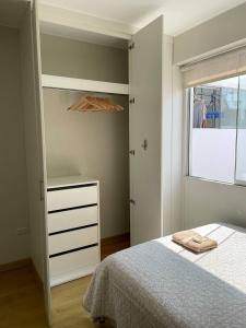 Кровать или кровати в номере Room with 2 beds - Shared Apartment