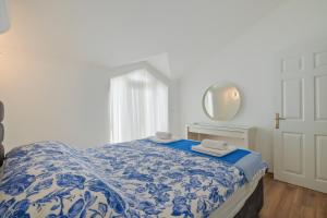 Ένα ή περισσότερα κρεβάτια σε δωμάτιο στο SUNSET BEACH CLUb +36 φωτογραφίες