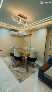 Φωτογραφία από το άλμπουμ του ميدان لبنان المهندسين برج ابو الكرامات στο Κάιρο