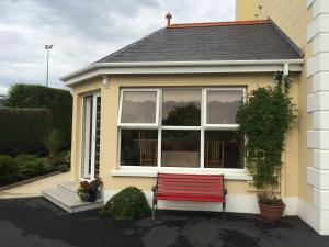 Un patio o zona al aire libre en Barr's Guest Accommodation