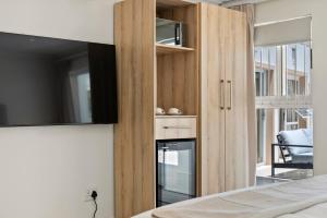 Η κουζίνα ή μικρή κουζίνα στο L X I Camps Bay