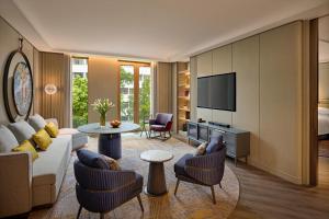 Μια τηλεόραση ή/και κέντρο ψυχαγωγίας στο Fairmont Hanoi