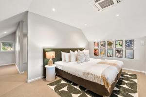 Ένα ή περισσότερα κρεβάτια σε δωμάτιο στο George's - KV Golf Course, Kangaroos & Wildlife +37 φωτογραφίες