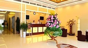 Ο χώρος του λόμπι ή της ρεσεψιόν στο GreenTree Inn Rizhao Train Station