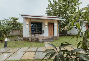 Сад в Kaustubh farm by Classy stay