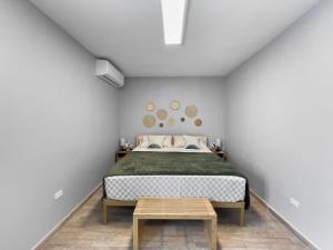 Gallery image of Casa La Cueva Apt 2 Boho Oceanfront House in Arecibo +16 photos