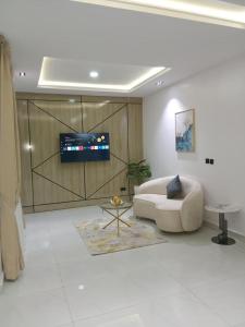 Μια τηλεόραση ή/και κέντρο ψυχαγωγίας στο Deliz Premium Luxury