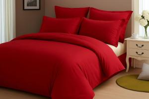 Postel nebo postele na pokoji v ubytování Cozy Apartment with Underground Parking Included